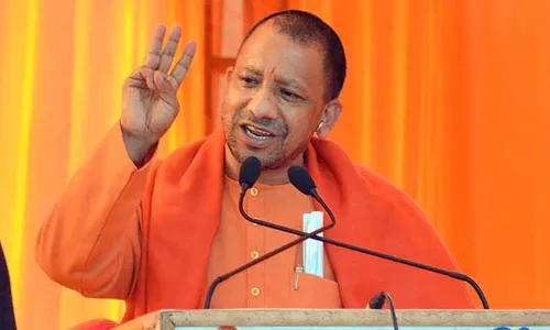 Yogi Adityanath : సీఎంగా చరిత్ర సృష్టించబోతున్న యోగీ ఆదిత్యనాథ్..! Yogi Adityanath : సీఎంగా చరిత్ర సృష్టించబోతున్న యోగీ ఆదిత్యనాథ్..!