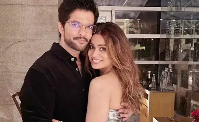 Shamita Shetty: బిగ్ బాస్లో ప్రేమ.. త్వరలో పెళ్లి.. ఇంతలో బ్రేకప్.. క్లారిటీ ఇచ్చిన నటి.. Shamita Shetty: బిగ్ బాస్లో ప్రేమ.. త్వరలో పెళ్లి.. ఇంతలో బ్రేకప్.. క్లారిటీ ఇచ్చిన నటి..