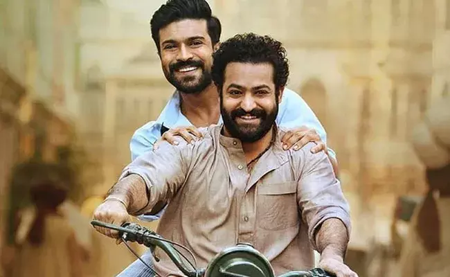 RRR Celebration Anthem: ఫ్యాన్స్కు ఆర్ఆర్ఆర్ మూవీ టీమ్ సర్ప్రైజ్.. RRR Celebration Anthem: ఫ్యాన్స్కు ఆర్ఆర్ఆర్ మూవీ టీమ్ సర్ప్రైజ్..