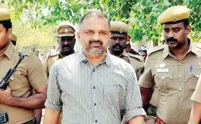 Supreme Court : రాజీవ్గాంధీ హత్య కేసులో నిందితుడికి బెయిల్ మంజూరు చేసిన సుప్రీంకోర్టు Supreme Court : రాజీవ్గాంధీ హత్య కేసులో నిందితుడికి బెయిల్ మంజూరు చేసిన సుప్రీంకోర్టు