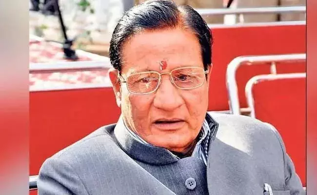 Shanti Dhariwal :రేప్ కేసుల్లో రాజస్థాన్ నంబర్ వన్ ..మాది పురుషుల రాష్ట్రం.. మంత్రి వివాదాస్పద వ్యాఖ్యలు..! Shanti Dhariwal :రేప్ కేసుల్లో రాజస్థాన్ నంబర్ వన్ ..మాది పురుషుల రాష్ట్రం.. మంత్రి వివాదాస్పద వ్యాఖ్యలు..!