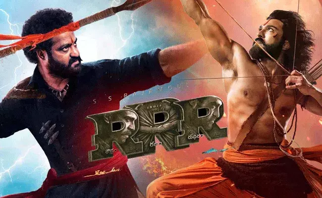 RRR: తొక్కుకుంటూ పోవాలె.. కెనడాలో ఆర్ఆర్ఆర్ ఫ్యాన్స్ రచ్చ.. RRR: తొక్కుకుంటూ పోవాలె.. కెనడాలో ఆర్ఆర్ఆర్ ఫ్యాన్స్ రచ్చ..