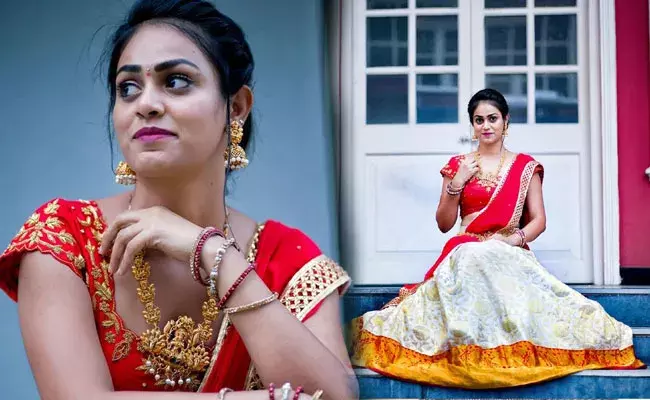 Youtuber Gayathri: డబ్స్మాష్లతో మొదలై.. యూట్యూబర్గా ఎదిగి.. చివరికి.. Youtuber Gayathri: డబ్స్మాష్లతో మొదలై.. యూట్యూబర్గా ఎదిగి.. చివరికి..