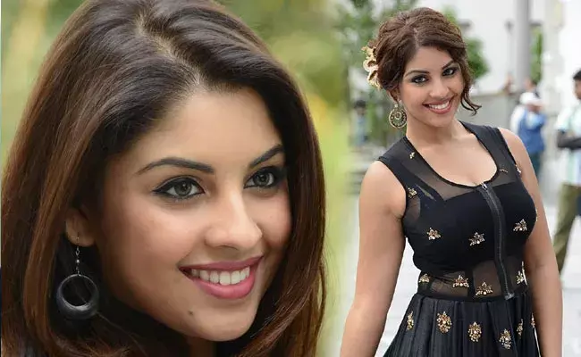 Richa Gangopadhyay (tv5news.in) Richa Gangopadhyay (tv5news.in)