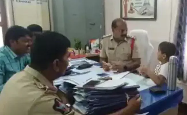 Palamaner: యూకేజీ బాలుడి పోలీస్ కంప్లెయింట్.. ఇంతకీ ఎవరిపై..?