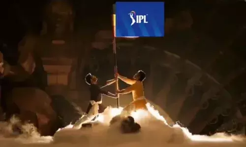 Etthara Jenda: ఐపీఎల్కు పాకిన ఆర్ఆర్ఆర్ ఫీవర్.. వీడియో వైరల్.. Etthara Jenda: ఐపీఎల్కు పాకిన ఆర్ఆర్ఆర్ ఫీవర్.. వీడియో వైరల్..