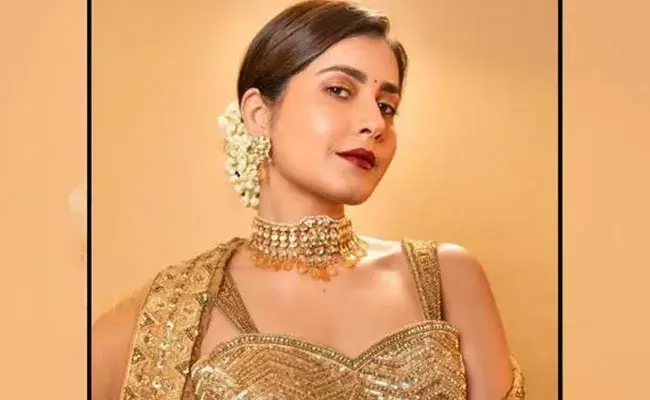 Rashi Khanna (tv5news.in)