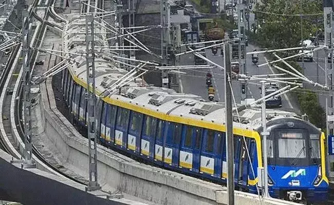 Mumbai Metro Recruitment 2022: ఇంజనీరింగ్ అర్హతతో మెట్రో రైల్ లో ఉద్యోగాలు.. జీతం రూ..70,000-2,00,000 Mumbai Metro Recruitment 2022: ఇంజనీరింగ్ అర్హతతో మెట్రో రైల్ లో ఉద్యోగాలు.. జీతం రూ..70,000-2,00,000