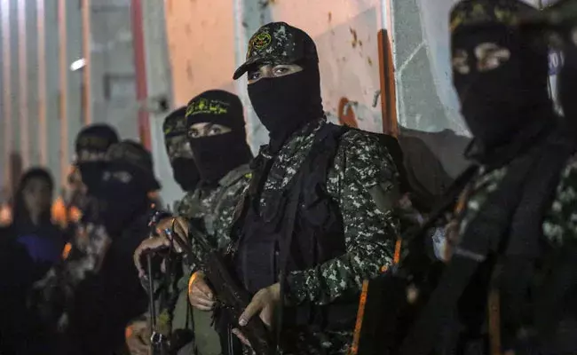 India: భారత్పై ఐస్లామిక్ స్టేట్ ఉగ్ర గురి.. పాక్ నుంచి టెలిగ్రామ్లో వీడియో.. India: భారత్పై ఐస్లామిక్ స్టేట్ ఉగ్ర గురి.. పాక్ నుంచి టెలిగ్రామ్లో వీడియో..