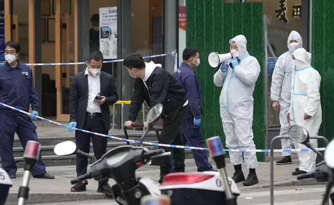 China Corona: చైనాలో మరోసారి కరోనా విజృంభణ.. లక్షణాలు లేకపోయినా.. China Corona: చైనాలో మరోసారి కరోనా విజృంభణ.. లక్షణాలు లేకపోయినా..