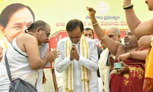 Ugadi 2022 :  తెలుగు రాష్ట్రాలలో ఘనంగా  శుభకృత్ నామ సంవత్సర ఉగాది వేడుకలు