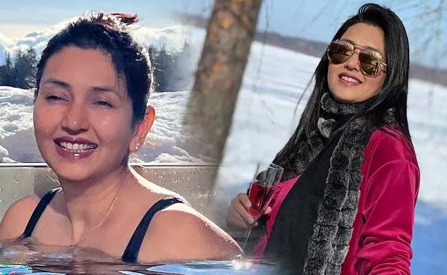 Deepti Bhatnagar  : 54 ఏళ్ల వయసులోనూ గ్లామర్ షో.. తగ్గేదేలే..! Deepti Bhatnagar  : 54 ఏళ్ల వయసులోనూ గ్లామర్ షో.. తగ్గేదేలే..!