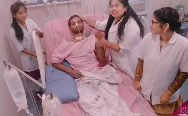 Karimnagar: నర్సుల వెరైటీ ట్రీట్‌మెంట్.. లేచి కూర్చున్న కోమా పేషెంట్..
