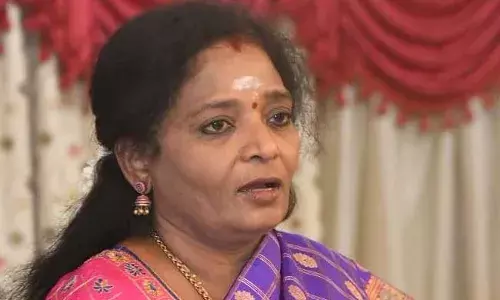 Tamilisai Soundararajan : నన్ను కాకపోయినా .. గవర్నర్ వ్యవస్థను గౌరవించాలి :  తమిళిసై Tamilisai Soundararajan : నన్ను కాకపోయినా .. గవర్నర్ వ్యవస్థను గౌరవించాలి :  తమిళిసై