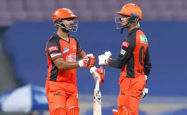 SRH vs CSK :  సన్రైజర్స్ బోణీ... మళ్ళీ ఓడిన చెన్నై..! SRH vs CSK :  సన్రైజర్స్ బోణీ... మళ్ళీ ఓడిన చెన్నై..!