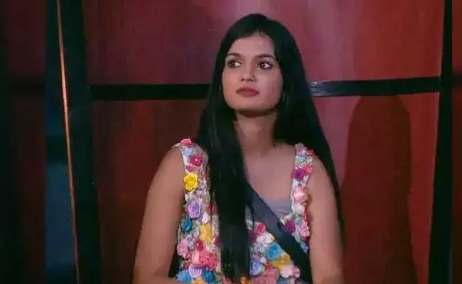 Ariyana Glory :  మా బావని చూడకూడని స్థితిలో చూసి.. అరియానా బ్రేకప్ లవ్ స్టోరీ