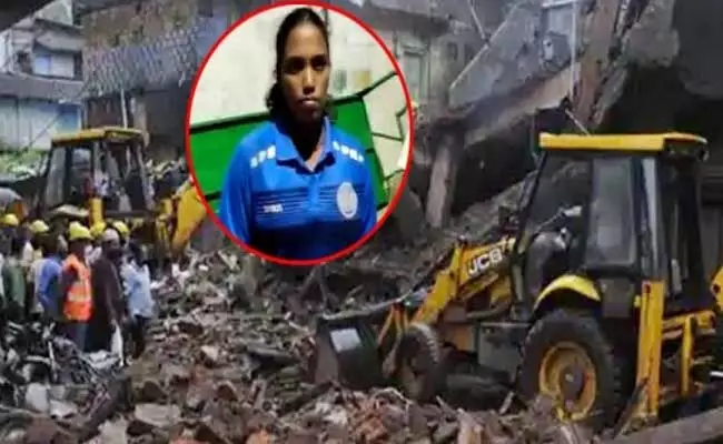 GHMC : మహిళా క్రికెటర్ ఇంటిని కూల్చివేసిన జీహెచ్ఎంసీ అధికారులు GHMC : మహిళా క్రికెటర్ ఇంటిని కూల్చివేసిన జీహెచ్ఎంసీ అధికారులు