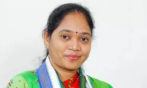 Mekathoti Sucharita : ఎమ్మెల్యే పదవికి మేకతోటి సుచరిత రాజీనామా