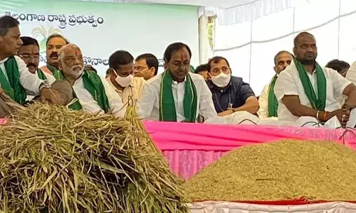 Delhi: ఢిల్లీలో టీఆర్‌ఎస్ నేతల దీక్షపై కేంద్రం రియాక్షన్‌..