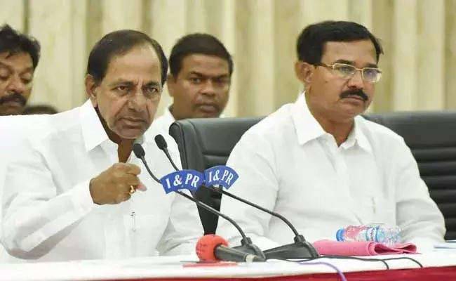 KCR : ఇది ఇలా కొనసాగితే దేశం కోలుకునేందుకు వందేళ్లు పడుతుంది: కేసీఆర్ KCR : ఇది ఇలా కొనసాగితే దేశం కోలుకునేందుకు వందేళ్లు పడుతుంది: కేసీఆర్