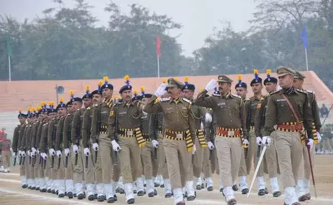 IPS officers : ఐపీఎస్ అధికారుల డిప్యుటేషన్పై కీలక నిర్ణయం తీసుకోనున్న కేంద్రం IPS officers : ఐపీఎస్ అధికారుల డిప్యుటేషన్పై కీలక నిర్ణయం తీసుకోనున్న కేంద్రం