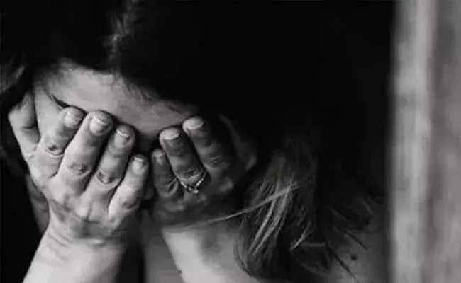 Maharastra: ఛీ ఛీ భర్తకాదు.. దుర్మార్గుడు.. Maharastra: ఛీ ఛీ భర్తకాదు.. దుర్మార్గుడు..