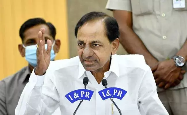 KCR :  దళితబంధు పథకాన్ని అర్హులైన లబ్ధిదారులకు వేగంగా చేరవేయాలి: కేసీఆర్ KCR :  దళితబంధు పథకాన్ని అర్హులైన లబ్ధిదారులకు వేగంగా చేరవేయాలి: కేసీఆర్
