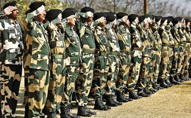 CRPF Recruitment 2022: ఇంజనీరింగ్ అర్హతతో CRPF లో ఉద్యోగాలు.. వాక్-ఇన్-ఇంటర్వ్యూలు.. జీతం రూ. 75,000