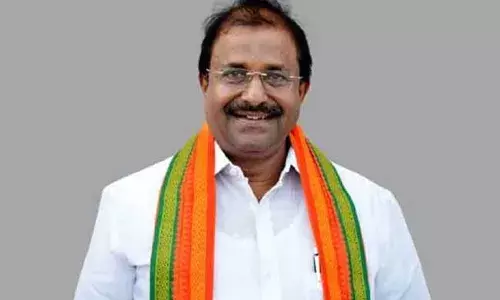 Somu Veerraju : టీడీపీ పాలనే సూపర్‌ అంటూ పొగిడిన సోమువీర్రాజు