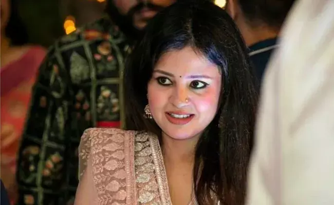 Sakshi Dhoni: జార్ఖండ్ ప్రభుత్వంపై క్రికెటర్ భార్య ఫైర్.. Sakshi Dhoni: జార్ఖండ్ ప్రభుత్వంపై క్రికెటర్ భార్య ఫైర్..