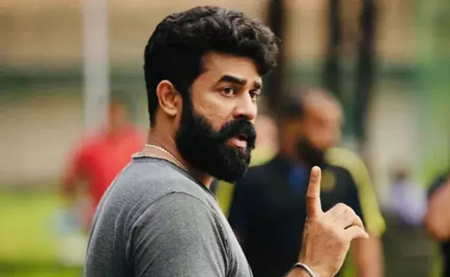 Vijay Babu: నటిపై లైంగిక వేధింపులు.. ఆ అమ్మాయిని విడిచిపెట్టేదే లేదంటూ నటుడి వార్నింగ్..