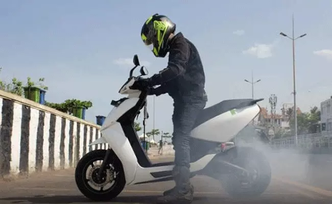 Electric two-wheeler: ఎలక్ట్రిక్ వెహికల్స్ కొత్త లాంచ్‌లు నిలిపివేత: కేంద్రం ఆదేశం