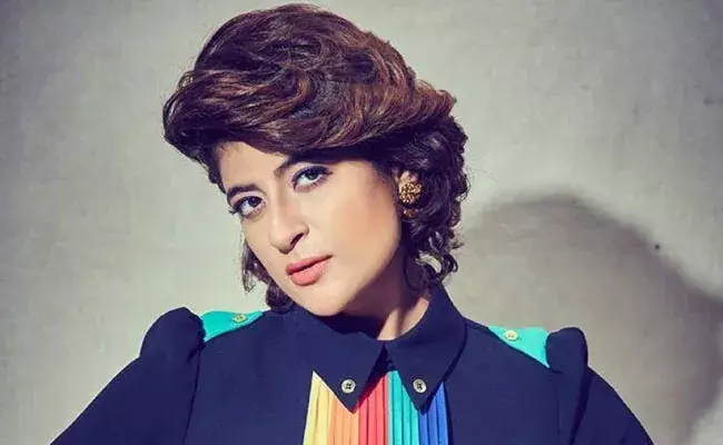 Tahira Kashyap: శృంగారం గురించి హీరో భార్య బోల్డ్ కామెంట్స్.. భర్తతో అలా అంటూ ఓపెన్గా.. Tahira Kashyap: శృంగారం గురించి హీరో భార్య బోల్డ్ కామెంట్స్.. భర్తతో అలా అంటూ ఓపెన్గా..