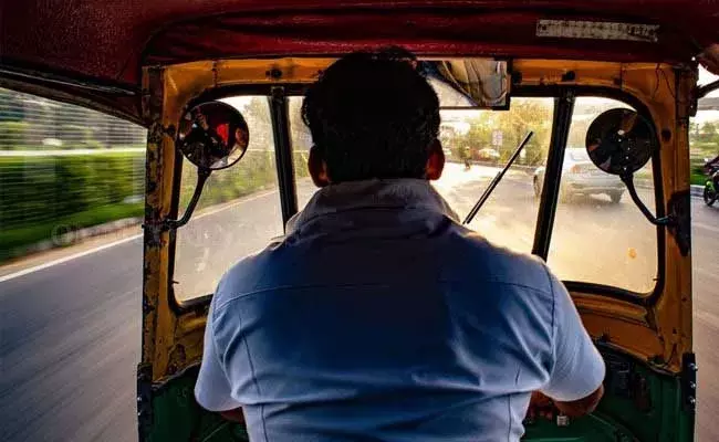 Vijayawada :  విజయవాడలో బాలికపై ఆటో డ్రైవర్ అత్యాచారయత్నం