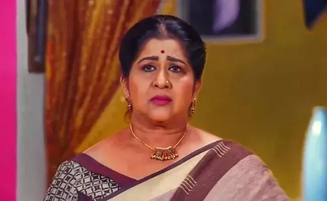 Actress Kavitha: సీనియర్ నటి కవిత చనిపోయిందంటూ వార్తలు.. ఒక్క వీడియోతో క్లారిటీ.. Actress Kavitha: సీనియర్ నటి కవిత చనిపోయిందంటూ వార్తలు.. ఒక్క వీడియోతో క్లారిటీ..