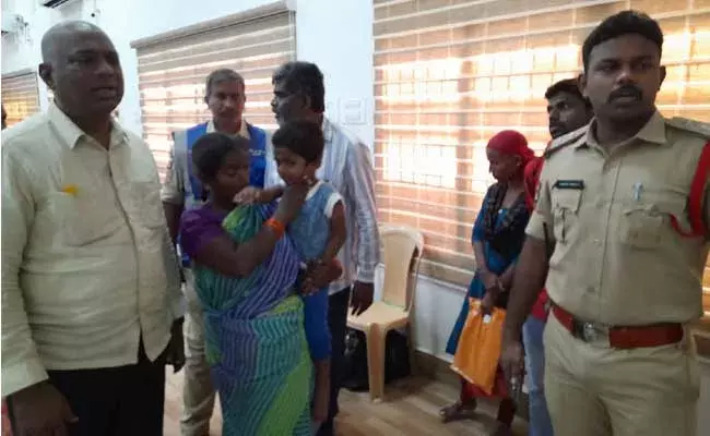 Tirupati : తిరుమలలో కిడ్నాప్కి గురైన బాలుడు క్షేమం Tirupati : తిరుమలలో కిడ్నాప్కి గురైన బాలుడు క్షేమం