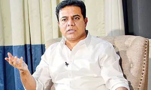 KTR: పార్టీలో రాహుల్గాంధీ పదవి ఏంటో తెలియదు: కేటీఆర్ KTR: పార్టీలో రాహుల్గాంధీ పదవి ఏంటో తెలియదు: కేటీఆర్