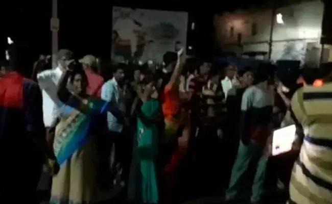 BPharm Student Suicide: బీ-ఫార్మసీ విద్యార్థిని తేజస్విని మృతి కేసులో కొత్త కోణాలు.. BPharm Student Suicide: బీ-ఫార్మసీ విద్యార్థిని తేజస్విని మృతి కేసులో కొత్త కోణాలు..