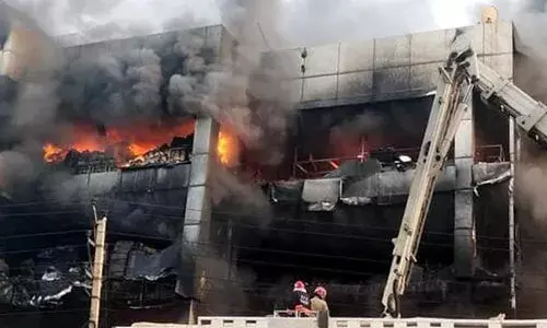 Delhi: ఢిల్లీలో ఘోర అగ్నిప్రమాదం.. 26 మంది సజీవదహనం..