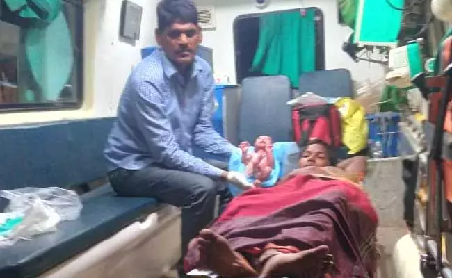 Tirupati :  భర్తపై కోపంతో 65 కిలోమీటర్లు నడిచిన నిండు గర్భిణీ Tirupati :  భర్తపై కోపంతో 65 కిలోమీటర్లు నడిచిన నిండు గర్భిణీ