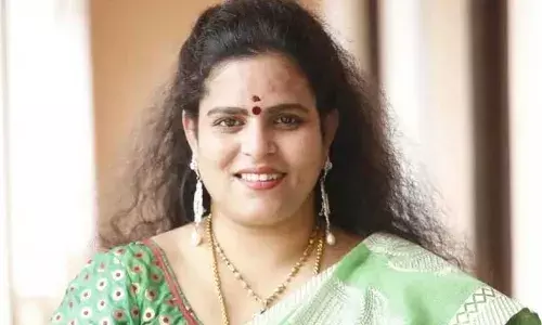 Karate Kalyani : కరాటే కళ్యాణి నివాసంపై చైల్డ్ వెల్ఫేర్ అధికారుల దాడులు