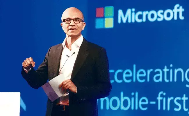 Microsoft : మైక్రోసాఫ్ట్ ఉద్యోగుల‌కు తీపిక‌బురు..