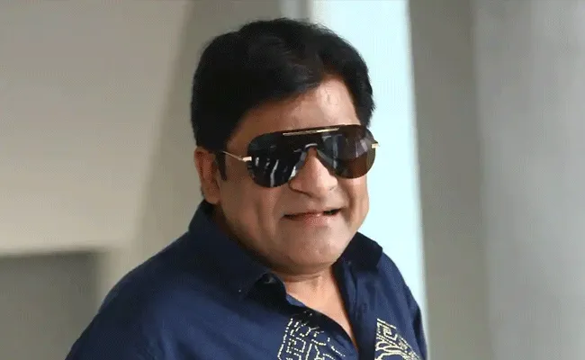 Ali: అభిమానులతో ఆ మాట అనిపించుకోకూడదని..: అలీ Ali: అభిమానులతో ఆ మాట అనిపించుకోకూడదని..: అలీ