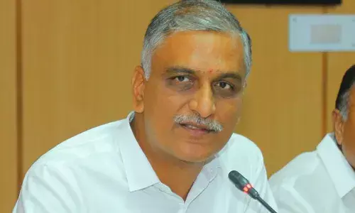 Harish Rao : సీఎం కేసీఆర్ మాత్రమే మత్స్య కార్మికుల సమస్యలపై స్పందించారు : హరీష్రావు Harish Rao : సీఎం కేసీఆర్ మాత్రమే మత్స్య కార్మికుల సమస్యలపై స్పందించారు : హరీష్రావు