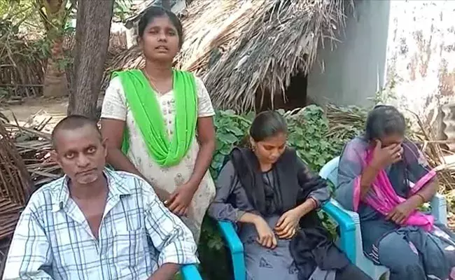 Driver Subramanyam: ఆయన వస్తేనే మార్చురీకి వస్తాం: సుబ్రమణ్యం కుటుంబ సభ్యులు Driver Subramanyam: ఆయన వస్తేనే మార్చురీకి వస్తాం: సుబ్రమణ్యం కుటుంబ సభ్యులు