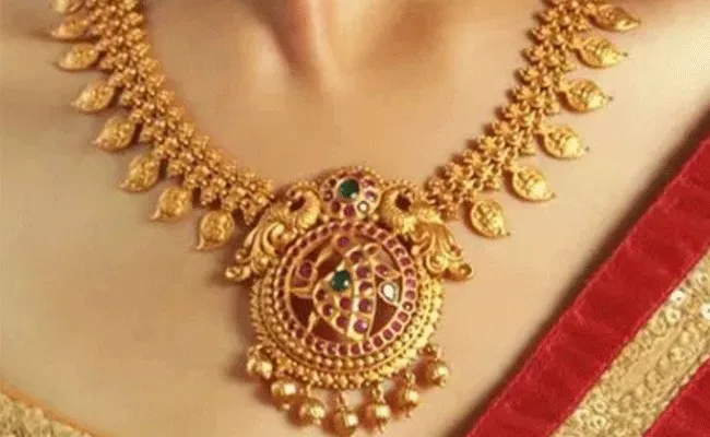 Gold and Silver Rates Today : మార్పులేని బంగారం, వెండి ధరలు.. నిన్నటి మాదిరిగానే ఈరోజు కూడా..