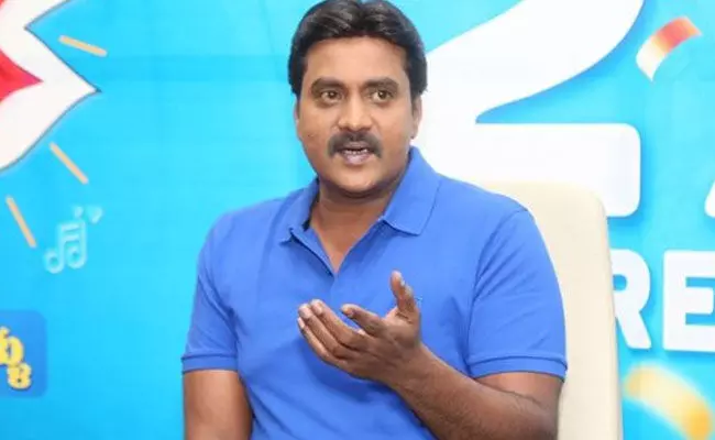 Sunil: ఆ విషయంలో రాఘవేంద్ర రావు, అనిల్ రావిపూడి ఒకటే: సునీల్ Sunil: ఆ విషయంలో రాఘవేంద్ర రావు, అనిల్ రావిపూడి ఒకటే: సునీల్