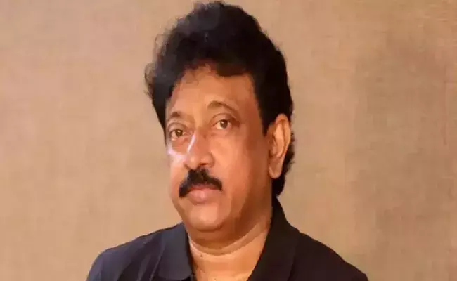 Ram Gopal Varma: పంజాగుట్ట పోలీస్‌స్టేషన్‌కు రాంగోపాల్‌వర్మ.. ఆ ఇద్దరిపై ఫిర్యాదు..