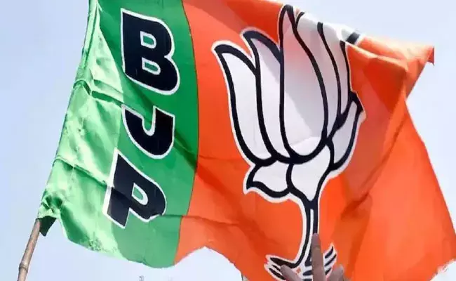 BJP: తెలంగాణపై బీజేపీ ఫోకస్.. ఇకపై హైదరాబాద్లోనే.. BJP: తెలంగాణపై బీజేపీ ఫోకస్.. ఇకపై హైదరాబాద్లోనే..