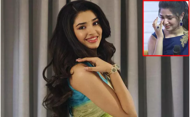 Krithi Shetty: ఇంటర్వ్యూలో కంటతడి పెట్టిన కృతి శెట్టి.. అలా చేస్తే నచ్చదంటూ.. Krithi Shetty: ఇంటర్వ్యూలో కంటతడి పెట్టిన కృతి శెట్టి.. అలా చేస్తే నచ్చదంటూ..
